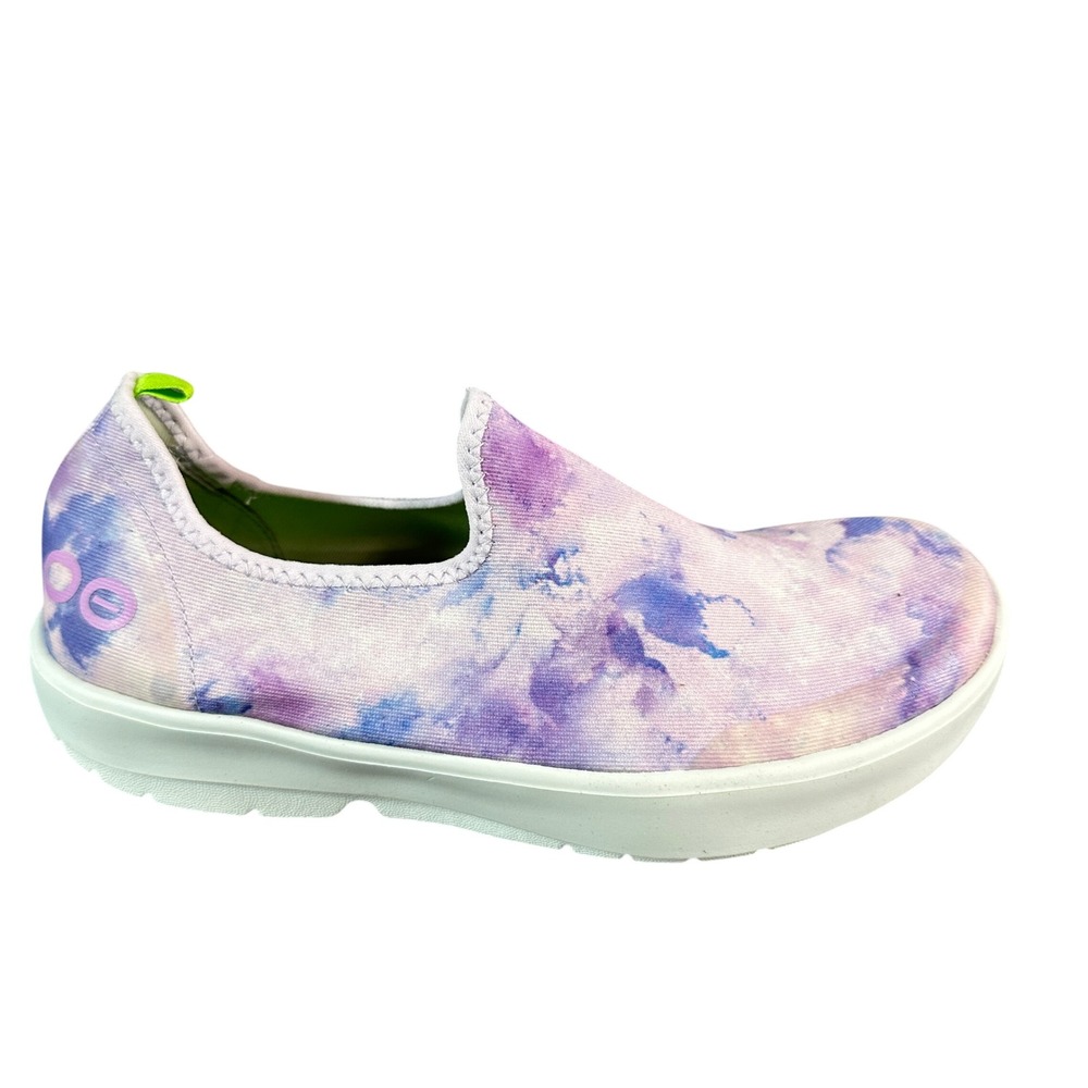 NWT Oofos OOMG Eezee Women 7.5 Tie Dye Lavender Recovery Slip On Shoes NEW